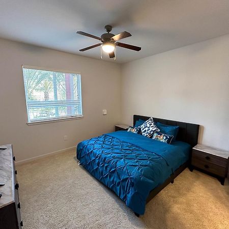 Lux 2 Bedroom In Woodland Hills ロサンゼルス エクステリア 写真