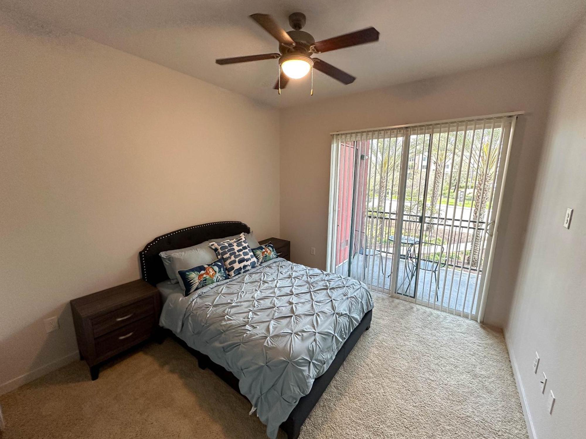 Lux 2 Bedroom In Woodland Hills ロサンゼルス エクステリア 写真